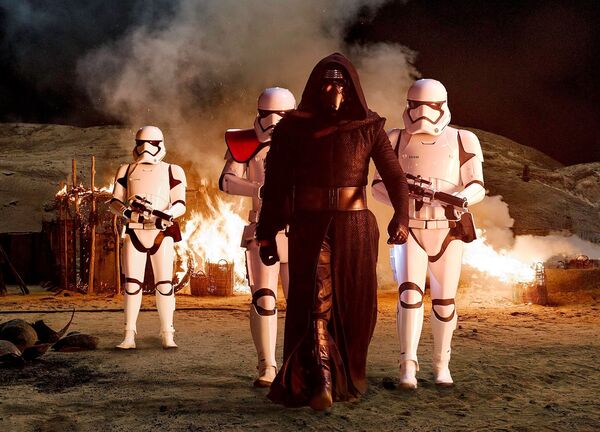 New Collection of Star Wars: The Force Awakens Photos