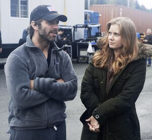 Zack Snyder and Amy Adams talk on set