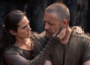 Jennifer Connelly and Russell Crowe as husband and wife in N