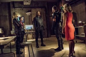 Team Arrow in Arrow lair