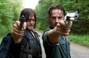 Andrew Lincoln and Norman Reedus in The Walking Dead 6X10