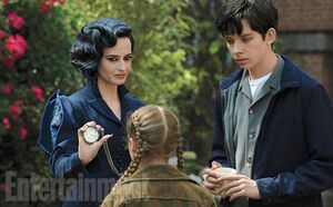 First Look at Miss Peregrine’s Home for Peculiar Children 
