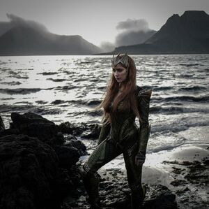 First look at Amber Heard as Queen of Atlantis, Mera