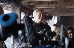 We are smiling right back at you Gwendoline Christie (Brienn