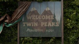 'Twin Peaks' Now In Production. Coming To Showtime In 2017
(