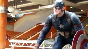 Captain America: Civil War Featurette -Black Panther Chase